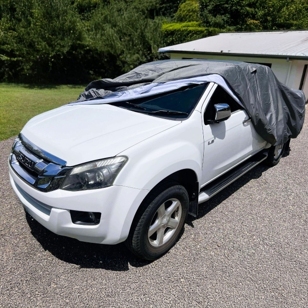 UV & Rain Protection car cover designed to suit 4WD utes